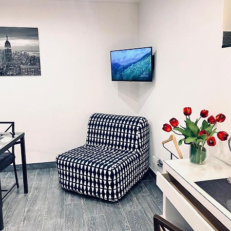 Residenza Toraldo Apartment โรม ภายนอก รูปภาพ