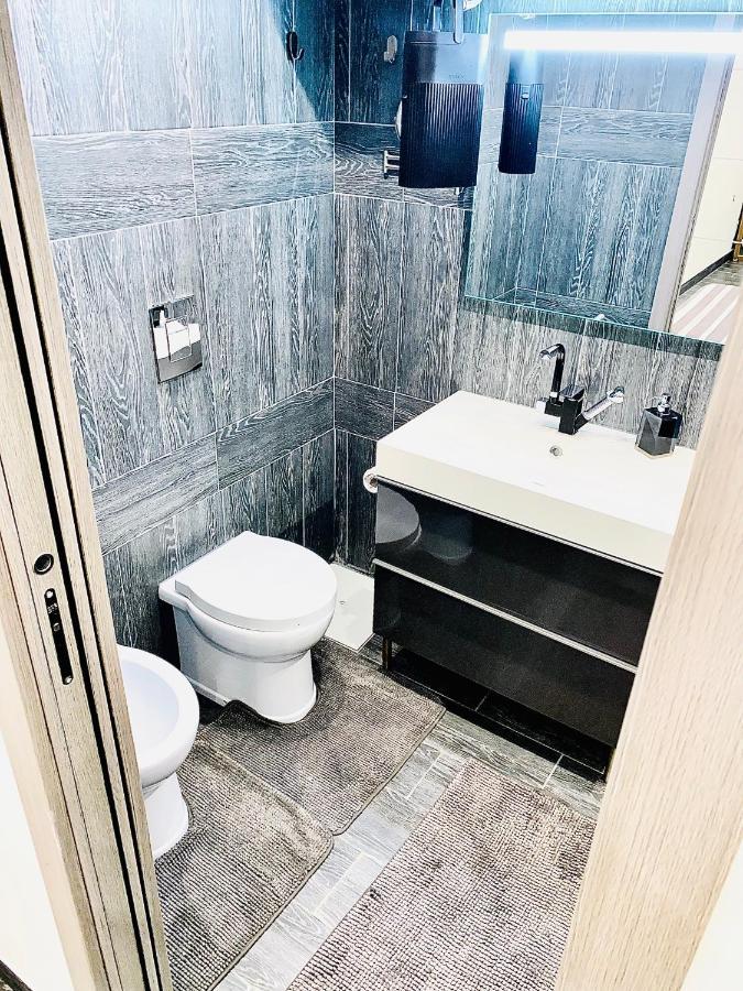Residenza Toraldo Apartment โรม ภายนอก รูปภาพ